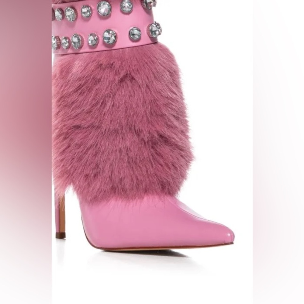 •STATEN• FUZZY FUCHSIA EMBELLISHED BOOTIE BY AZALEA WANG - Picture 4 of 4
